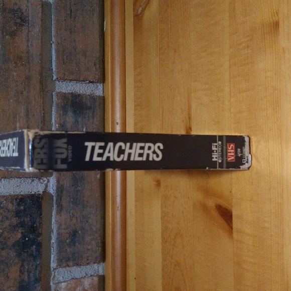 Teachers 1984 VHS tape - Picture 2 of 13